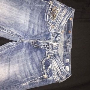 Gently worn women's miss me jeans